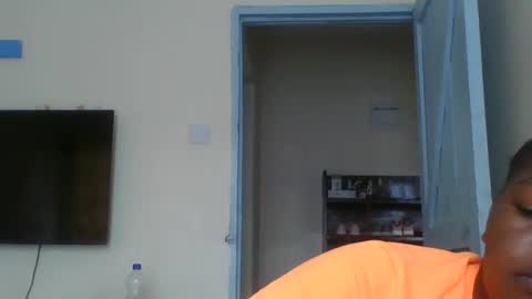 Snapshot of misticmoment chatting on June 27, 9:14 am misticmoment online show from June 27, 9:14 am