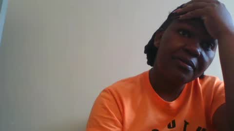Snapshot of misticmoment chatting on July 7, 7:23 am misticmoment online show from July 7, 7:23 am
