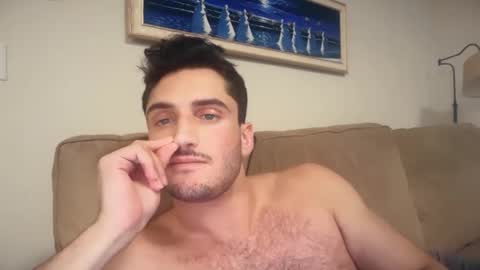 Snapshot of mistozeta chatting on October 27, 2:04 am Zeta online show from October 27, 2:04 am