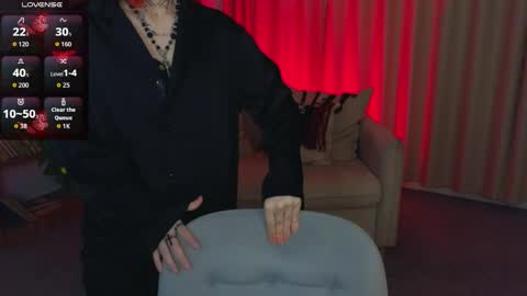 Snapshot of mistress__marcelline chatting on May 20, 1:45 am Marcelline online show from May 20, 1:45 am