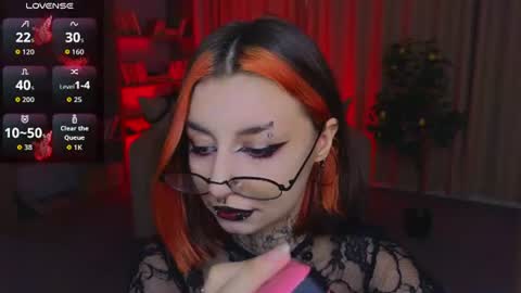 Snapshot of mistress__marcelline chatting on June 19, 2:16 am Marcelline online show from June 19, 2:16 am