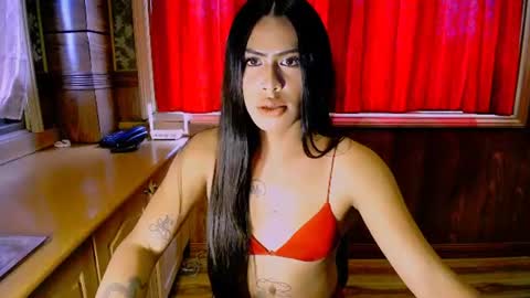 Snapshot of mistress_trisha chatting on August 8, 6:48 am mistress_trisha online show from August 8, 6:48 am