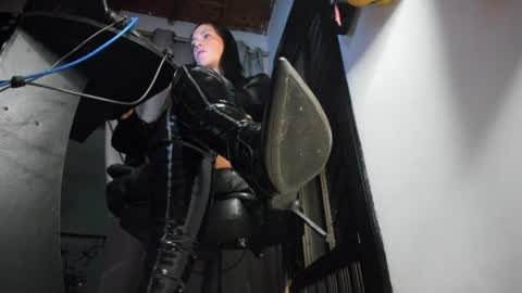 Snapshot of mistressanna_ chatting on June 11, 2:53 am Mistress Anna Alves online show from June 11, 2:53 am
