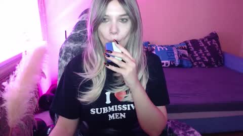 Miss Bailey online show from November 13, 8:46 am