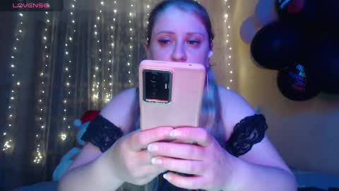 Snapshot of mistresscaro chatting on May 9, 8:47 pm mistresscaro online show from May 9, 8:47 pm