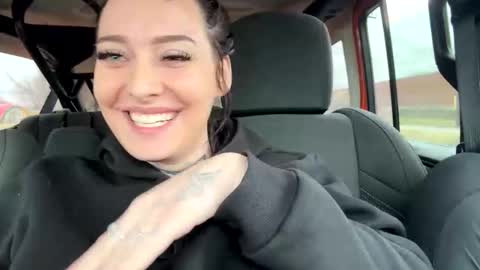 mistresshermoney online show from March 7, 6:05 pm