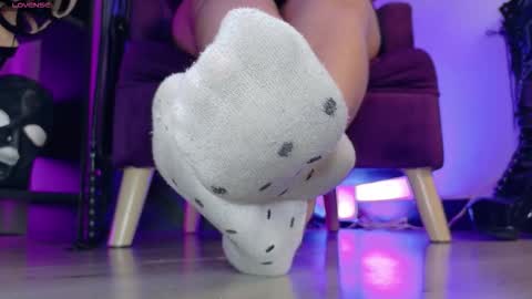 Snapshot of mistressjm_ chatting on February 16, 11:12 pm Jhadee online show from February 16, 11:12 pm