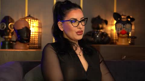 Mistress Kelly online show from February 17, 12:29 am