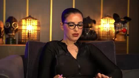 Mistress Kelly online show from March 2, 11:55 pm