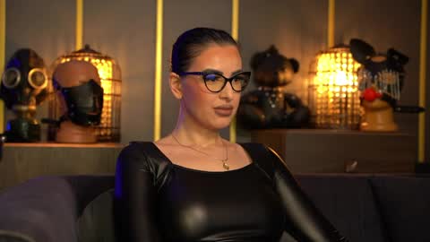 Mistress Kelly online show from April 16, 9:26 pm