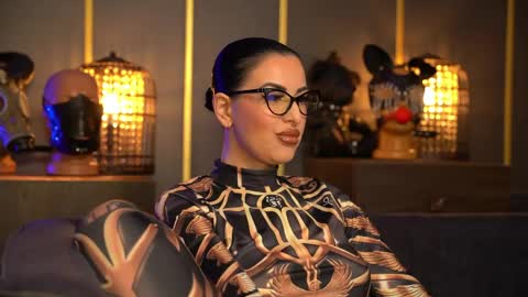 Snapshot of mistresskellykent chatting on May 22, 10:48 pm Mistress Kelly online show from May 22, 10:48 pm