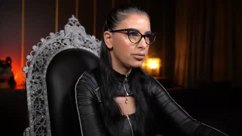 Mistress Kelly online show from June 15, 7:05 pm