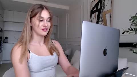 mistressuniverse online show from March 12, 12:33 pm