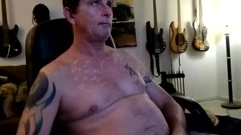 Snapshot of mitchnails69 chatting on February 2, 10:35 am BobbyMitchGa online show from February 2, 10:35 am