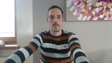 Snapshot of mitsch01 chatting on December 20, 1:22 pm Mitsch online show from December 20, 1:22 pm