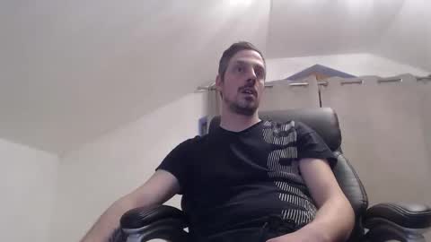 Snapshot of mitsch01 chatting on March 5, 4:58 pm Mitsch online show from March 5, 4:58 pm