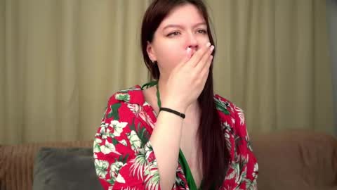 Rosalie online show from March 3, 1:23 am