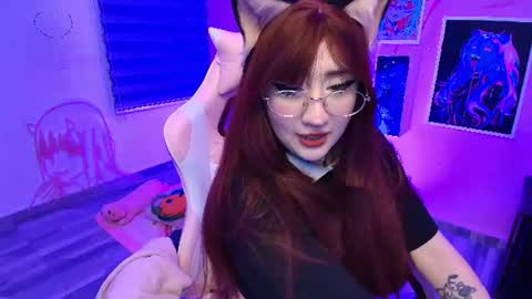 Snapshot of miwaviolet chatting on July 25, 2:20 am Miwa Violet online show from July 25, 2:20 am