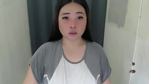 Snapshot of miya_licious chatting on December 17, 5:40 am cassie marie online show from December 17, 5:40 am