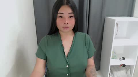 Snapshot of miya_licious chatting on July 25, 8:23 am cassie marie online show from July 25, 8:23 am