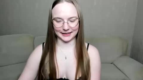 Miya online show from December 14, 8:29 pm