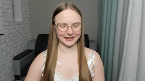 Miya online show from January 24, 4:39 pm