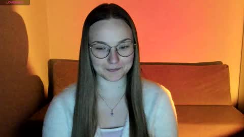 Miya online show from December 5, 5:20 pm