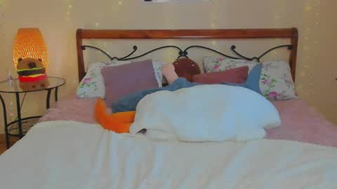 Snapshot of miya_soft chatting on June 5, 1:45 am Miya online show from June 5, 1:45 am