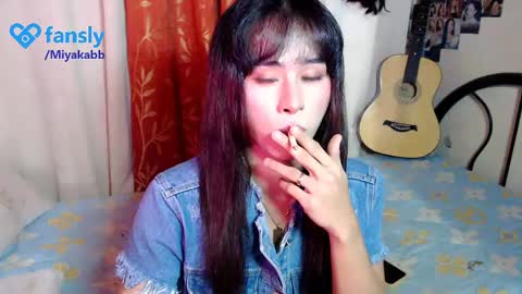 Snapshot of miyakabebe chatting on May 30, 9:56 pm Miyakabebe online show from May 30, 9:56 pm