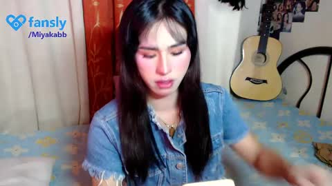 Snapshot of miyakabebe chatting on June 1, 8:43 pm Miyakabebe online show from June 1, 8:43 pm