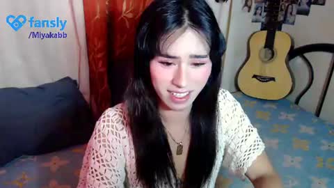 Snapshot of miyakabebe chatting on June 12, 11:35 pm Miyakabebe online show from June 12, 11:35 pm