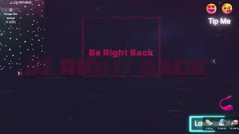 Elle online show from March 9, 8:40 am