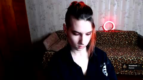 Snapshot of miyaway chatting on February 9, 11:58 am Miya Weekend this week Wednesday and Thursday online show from February 9, 11:58 am