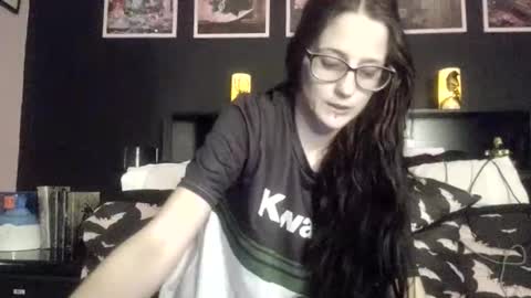 Mizz Bonez online show from January 17, 1:21 am