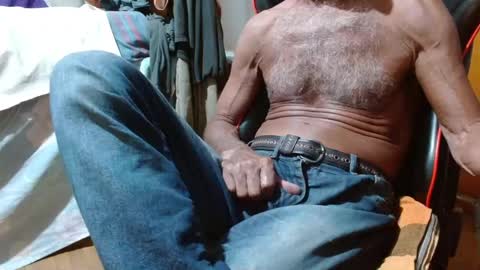 Snapshot of mjmadurengue chatting on January 14, 11:48 pm Mario jose online show from January 14, 11:48 pm