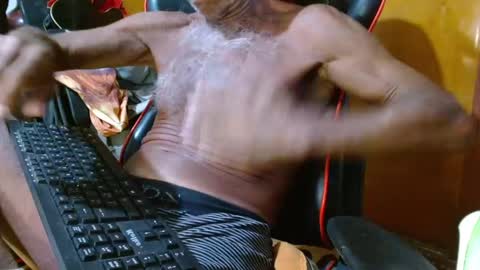 Snapshot of mjmadurengue chatting on January 26, 2:56 am Mario jose online show from January 26, 2:56 am