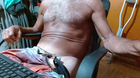 Snapshot of mjmadurengue chatting on February 17, 7:26 am Mario jose online show from February 17, 7:26 am