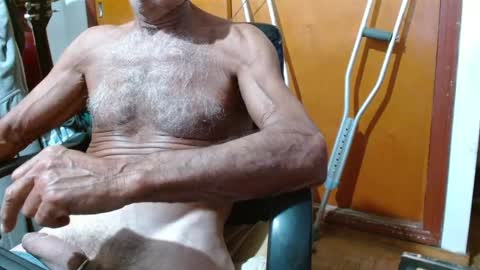 Snapshot of mjmadurengue chatting on February 23, 9:33 am Mario jose online show from February 23, 9:33 am