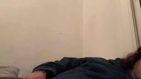 Snapshot of mjndfreakk chatting on February 15, 7:51 am mjndfreakk online show from February 15, 7:51 am