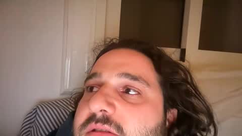 Snapshot of mjndfreakk chatting on March 16, 6:06 am mjndfreakk online show from March 16, 6:06 am