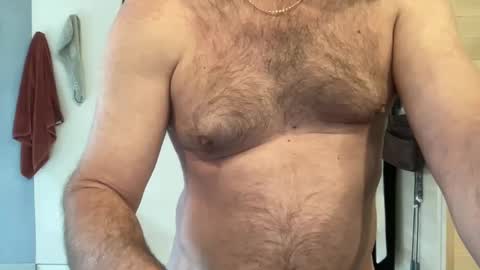 Snapshot of mjspel chatting on January 9, 6:15 pm dirtymind online show from January 9, 6:15 pm