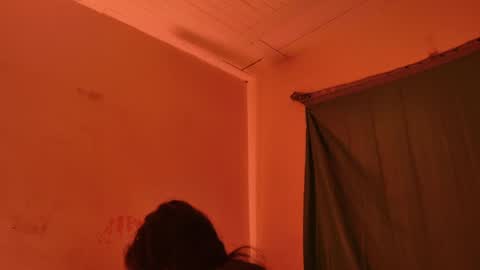 MoonLipson online show from April 13, 6:08 am