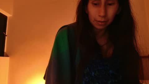 Snapshot of mli739709 chatting on June 5, 6:52 am MoonLipson online show from June 5, 6:52 am