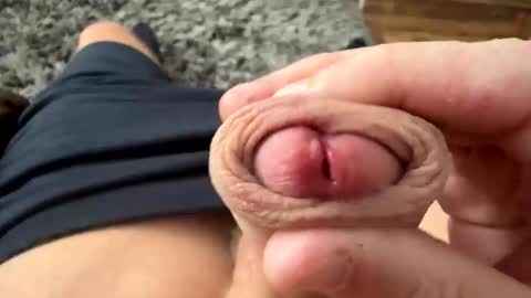 Snapshot of mmcefc chatting on May 28, 4:15 pm Cock 4 U online show from May 28, 4:15 pm