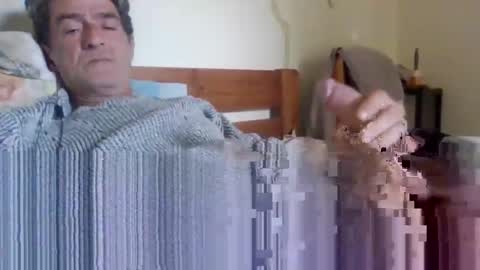 mmiltos online show from April 18, 5:55 am