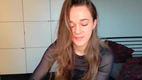 mmminnie online show from February 26, 6:12 am