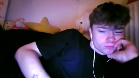 Snapshot of mncmrc chatting on September 19, 11:49 pm mncmrc online show from September 19, 11:49 pm