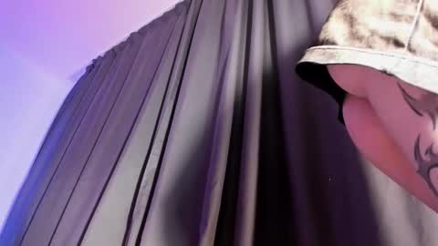 mnepohhh online show from March 26, 3:50 pm