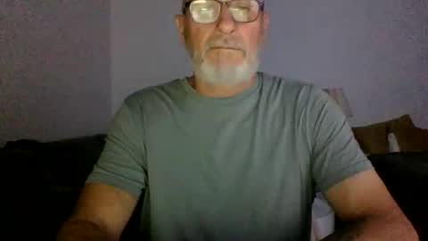 Snapshot of moamale chatting on February 28, 9:21 am moamale online show from February 28, 9:21 am