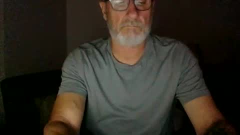 Snapshot of moamale chatting on March 2, 8:10 am moamale online show from March 2, 8:10 am